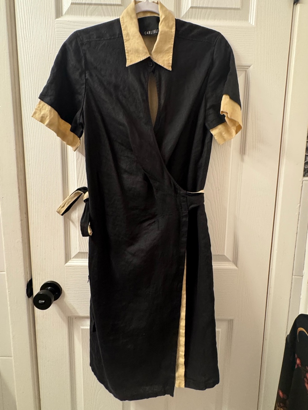 Carlisle Black Wrap Dress with Tan Trim Size 6